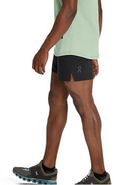 On Running Essential 5" Shorts